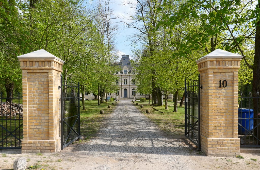 Zufahrt zu einem Schloss