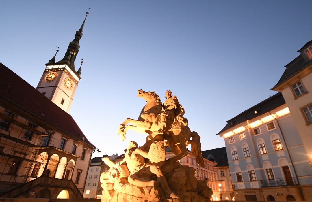 Barocker Marktplatz im Abendlicht