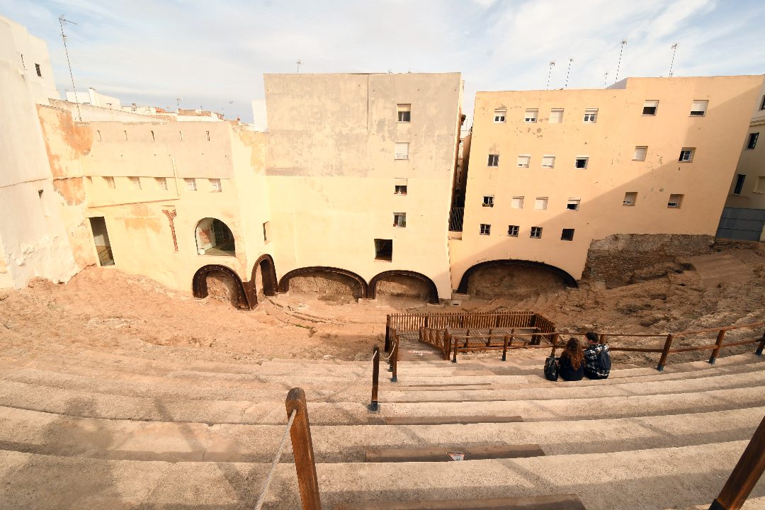 Ruinen im Wohngebiet römisches Theater Cádiz