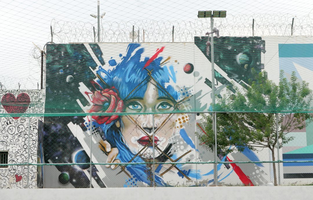 Frauenporträt Mural