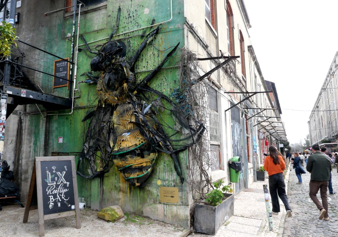 Mural mit einer Hummel